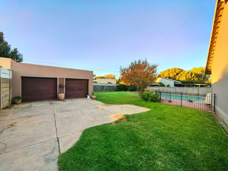 3 Bedroom Property for Sale in Vaalpark Free State